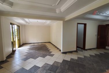 Casa &agrave; venda - 363m&sup2; - Zona IV