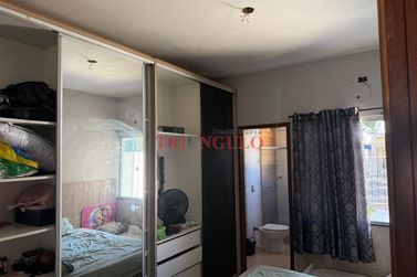 Casa &agrave; venda - 100m&sup2; - ZONA IV