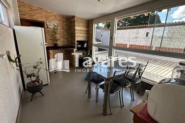 Sobrado &agrave; venda - 196m&sup2; - Zona VII