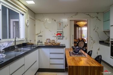 Sobrado &agrave; venda - 338m&sup2; - Ecoville Residence
