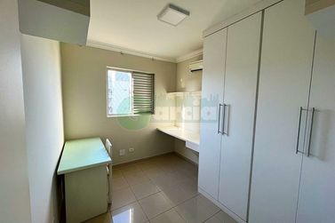 Apartamento &agrave; venda - 74m&sup2; - Zona I