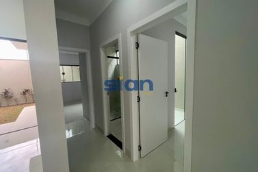 Casa &agrave; venda - 177m&sup2; - Jardim Cima