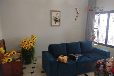 Sala Comercial &agrave; venda - 180m&sup2; - Zona I