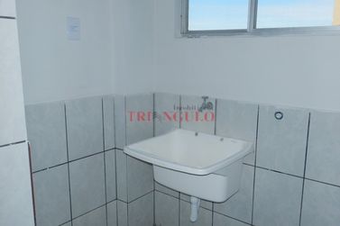 Apartamento &agrave; venda - 68m&sup2; - ZONA III
