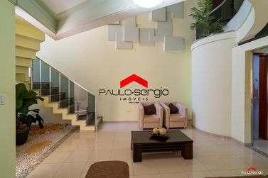 Sobrado &agrave; venda - 266m&sup2; - Zona II