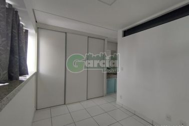 Apartamento &agrave; venda - 67m&sup2; - Zona III
