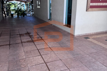 Casa &agrave; venda - 420m&sup2; - Zona I