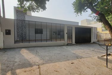 Casa para alugar - 108m&sup2; - Zona IV