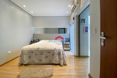 Sobrado &agrave; venda - 260m&sup2; - Parque do Lago