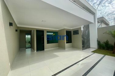Casa &agrave; venda - 177m&sup2; - Jardim Cima