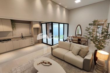 Casa &agrave; venda - 152m&sup2; - JARDIM PANCERA