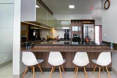 Casa &agrave; venda - 259m&sup2; - Parque do Lago