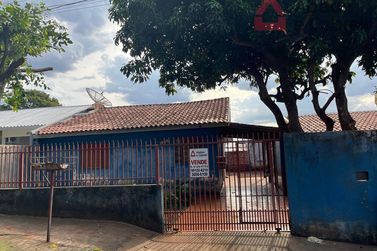 Casa &agrave; venda - 75m&sup2; - Conjunto Ouro Branco