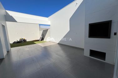 Casa &agrave; venda - 200m&sup2; - VILA BECKER