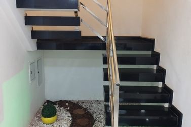 Casa &agrave; venda - 250m&sup2; - Parque Alto da Paran&aacute;