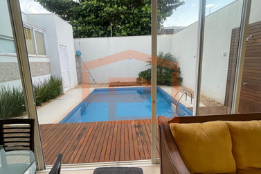Casa &agrave; venda - 314m&sup2; - Jardim Petr&oacute;polis