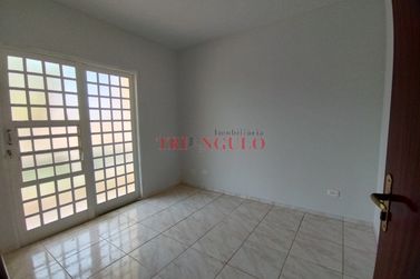 Casa para alugar - ZONA VI