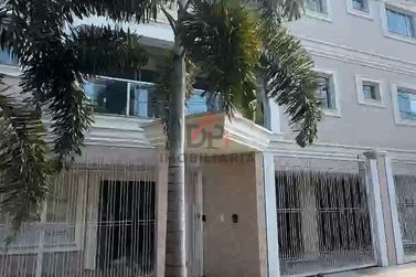 Apartamento &agrave; venda - 70m&sup2; - Centro