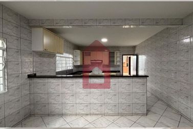 Casa &agrave; venda - 200m&sup2; - Jardim Aratimb&oacute;