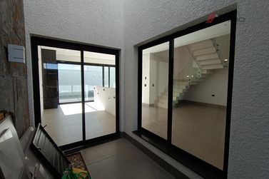 Casa &agrave; venda - 191m&sup2; - Jardim Colorado