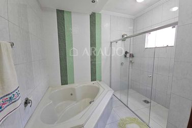 Sobrado &agrave; venda - 272m&sup2; - Zona III