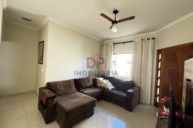 Casa &agrave; venda - 314m&sup2; - Zona III