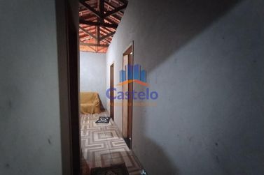 Casa &agrave; venda - 216m&sup2; - Centro