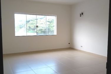 Apartamento para alugar - 350m&sup2; - Zona III