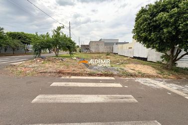 Terreno &agrave; venda - Jardim Yoshi