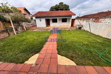 Casa para alugar - 100m&sup2; - JARDIM TAMOIO