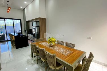 Casa &agrave; venda - 144m&sup2; - Jardim Castelo Branco