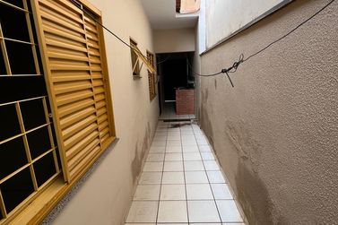 Casa para alugar - 100m&sup2; - Jardim Vitoria Regia