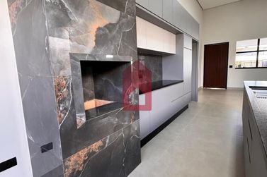 Casa para alugar - 152m&sup2; - PAYSAGE ESSENZA CONDOM&Iacute;NIO