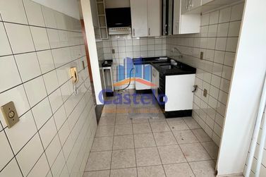 Apartamento para alugar - 55m&sup2; - ZONA II