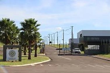 Terreno &agrave; venda - 600m&sup2; - Grevilha Empresarial