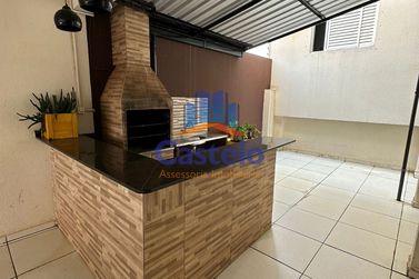 Apartamento &agrave; venda - 70m&sup2; - ZONA II