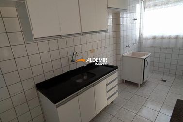 Apartamento para alugar - 51m&sup2; - Zona 3