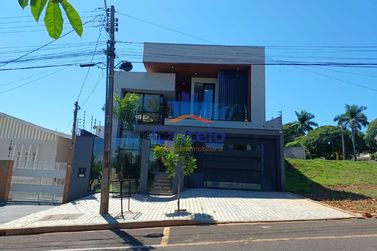 Casa &agrave; venda - 308m&sup2; - Zona V