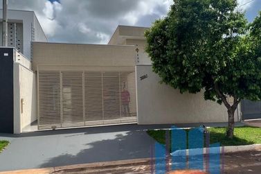 Casa &agrave; venda - 127m&sup2; - Parque Residencial Metropolitano