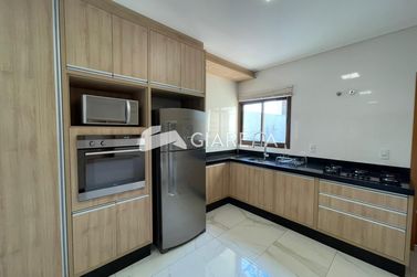Casa &agrave; venda - 114m&sup2; - JARDIM TOCANTINS