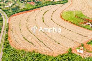 Terreno &agrave; venda - 127000m&sup2; - Zona Rural