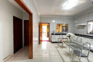 Ch&aacute;cara &agrave; venda - 