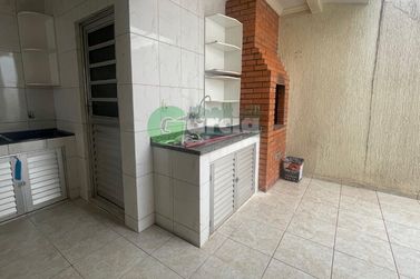 Sobrado para alugar - Zona II