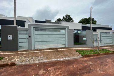 Casa &agrave; venda - 200m&sup2; - 