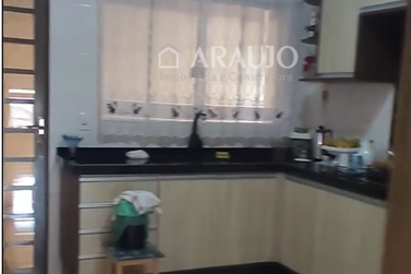 Casa &agrave; venda - 72m&sup2; - Jardim Sakai