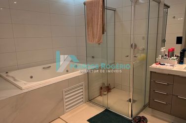 Apartamento &agrave; venda - 180m&sup2; - Zona III