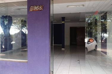 Sal&atilde;o Comercial para alugar - 180m&sup2; - Zona VI