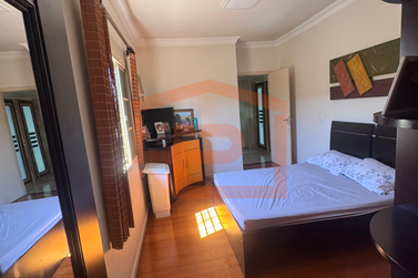 Casa &agrave; venda - 420m&sup2; - Zona I
