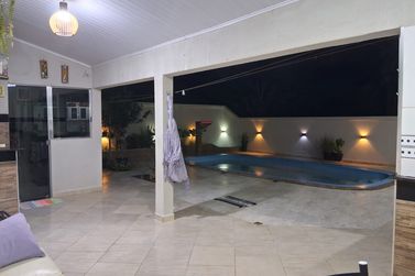 Sobrado &agrave; venda - 310m&sup2; - PRA&Ccedil;A CENTRAL DOURADINA PR