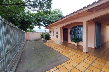 Casa &agrave; venda - 200m&sup2; - Zona III